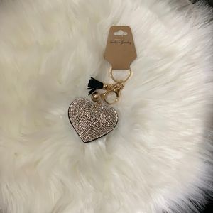 Silver puffy heart keychain
